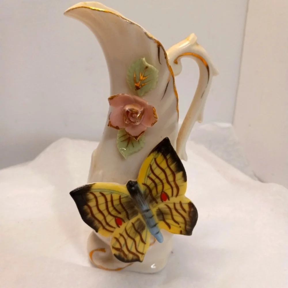 VTGE UCAGCO Ceramic Pitcher Vase w/Handle Butterfly White w/Gold Trim Japan